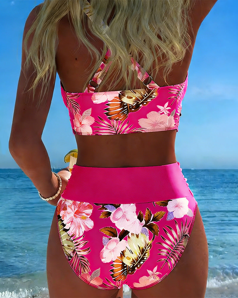 Costum de baie cu imprimeu floral contrastant și deschidere