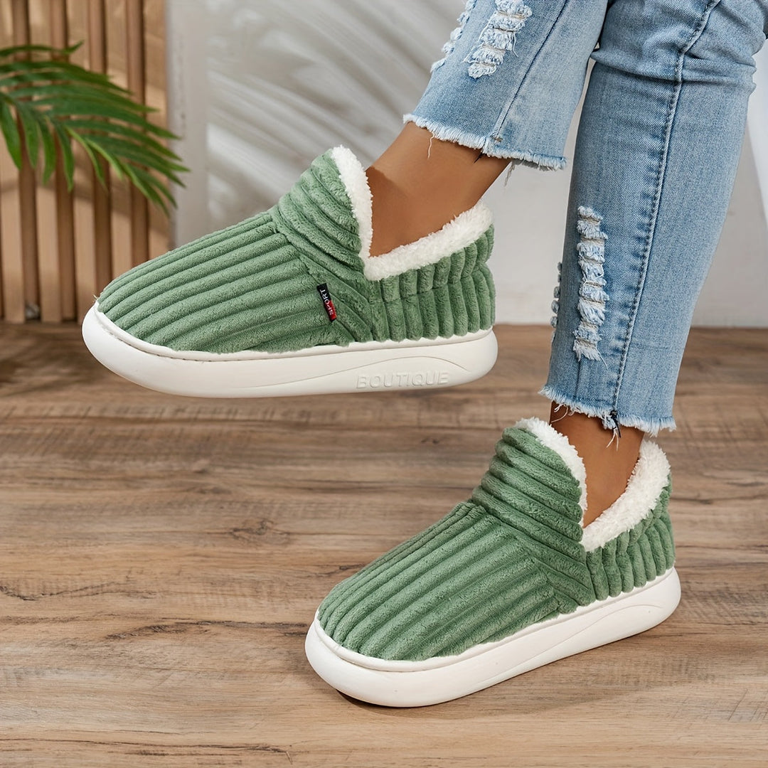 CozyStep – Papuci de casă pufoși
