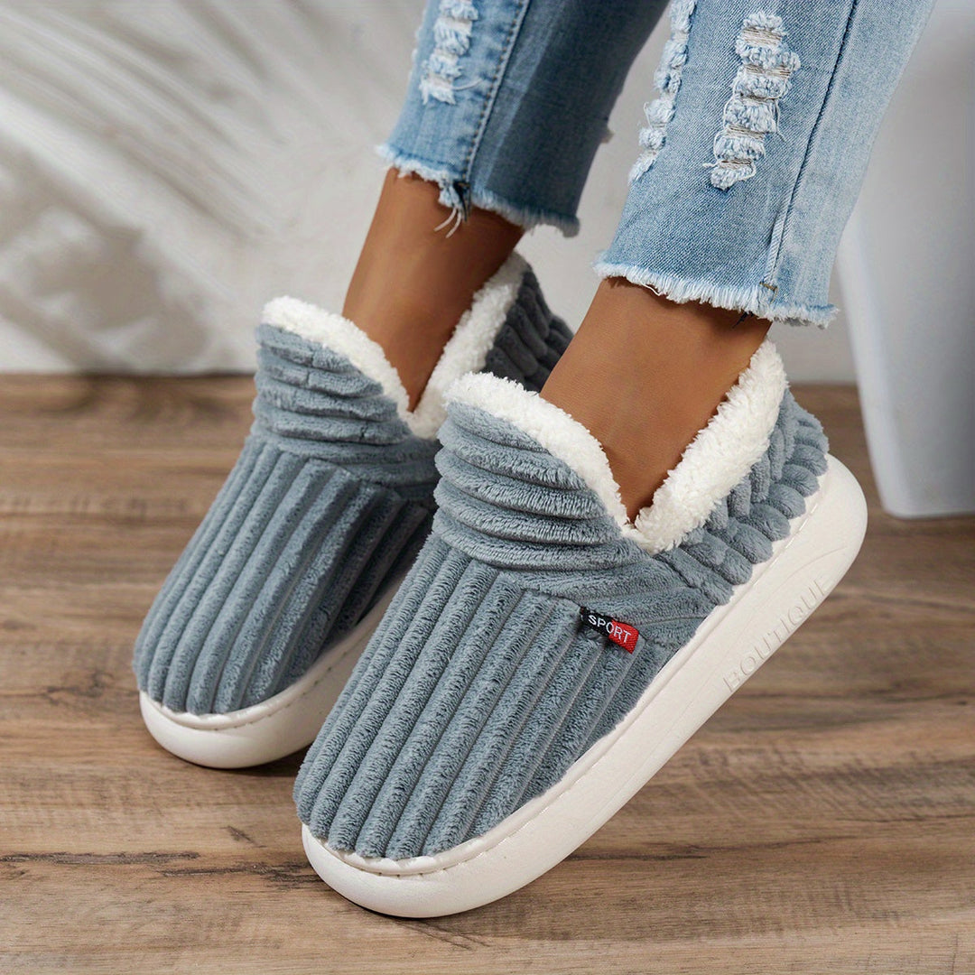 CozyStep – Papuci de casă pufoși