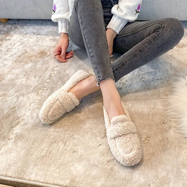 Solenne | Papuci eleganți și călduroși pentru acasă