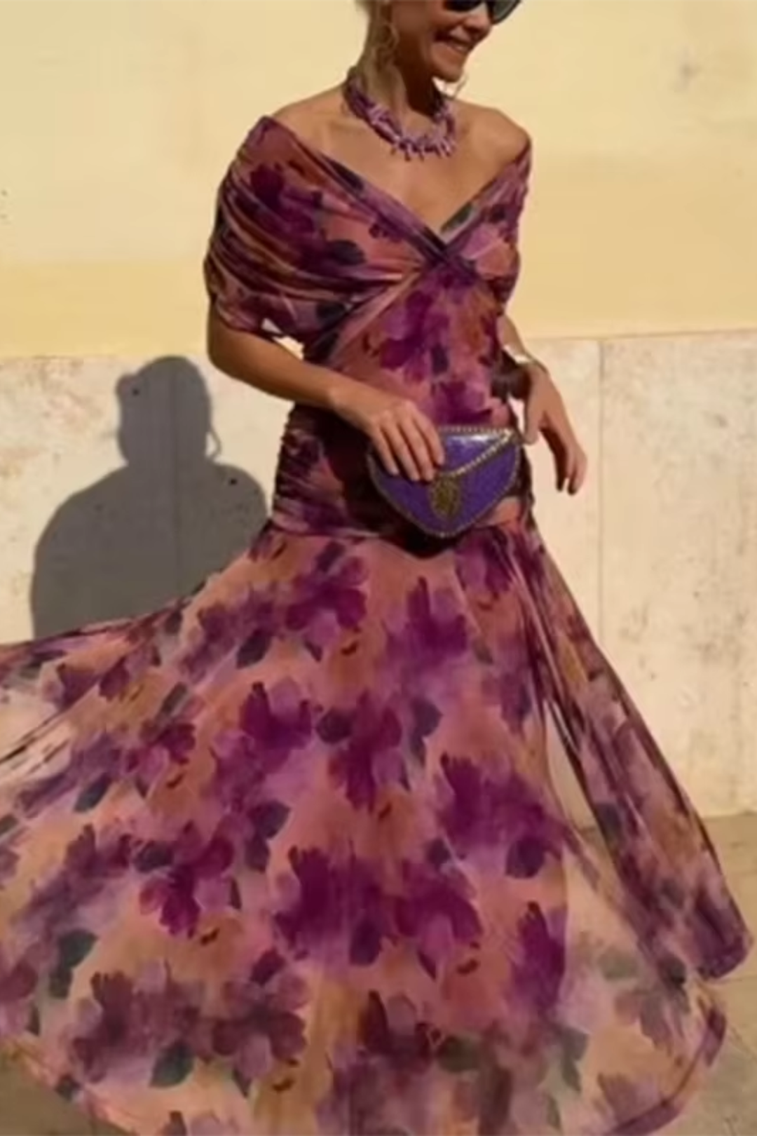 Rochie Luisa cu Decolteu în V
