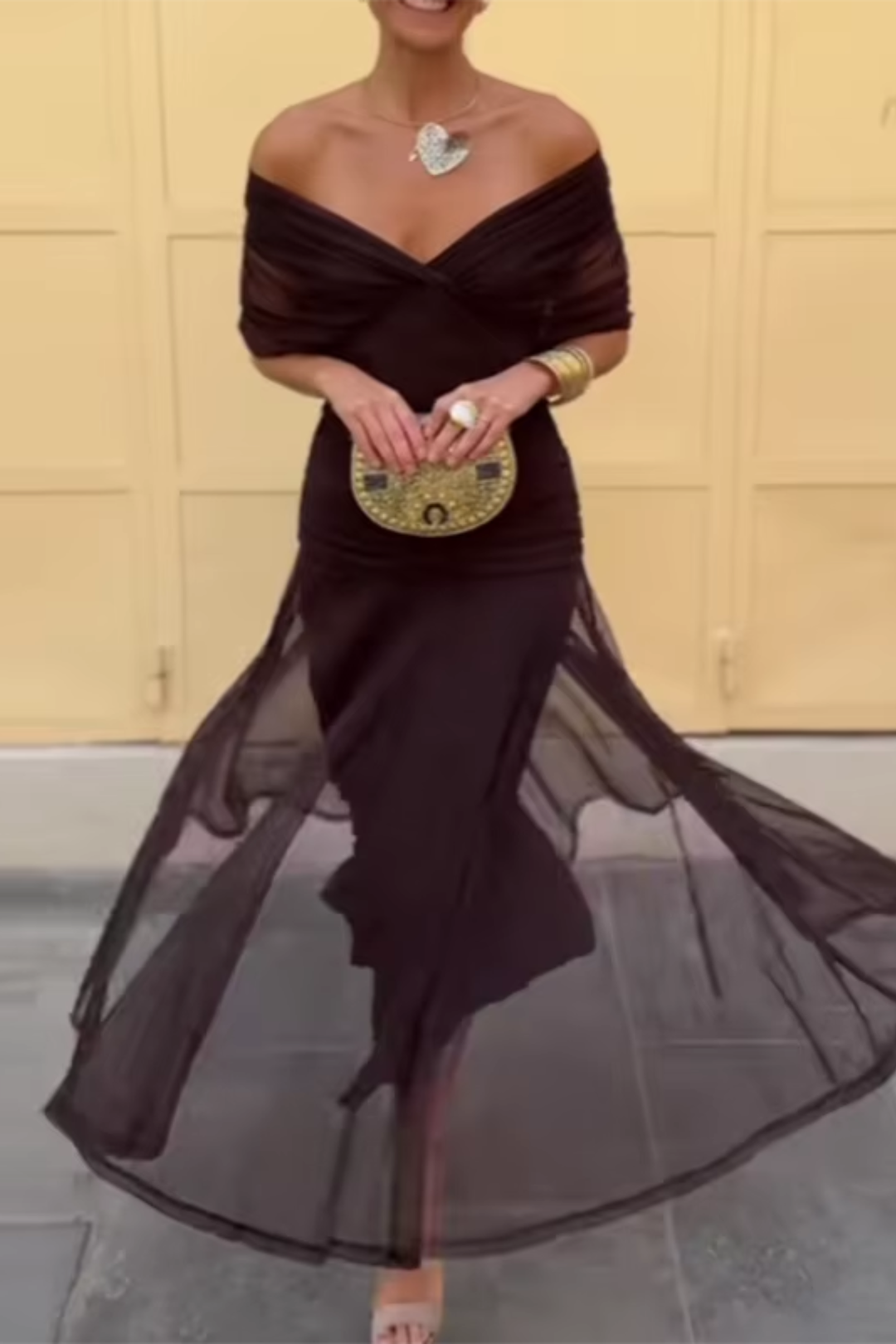Rochie Luisa cu Decolteu în V