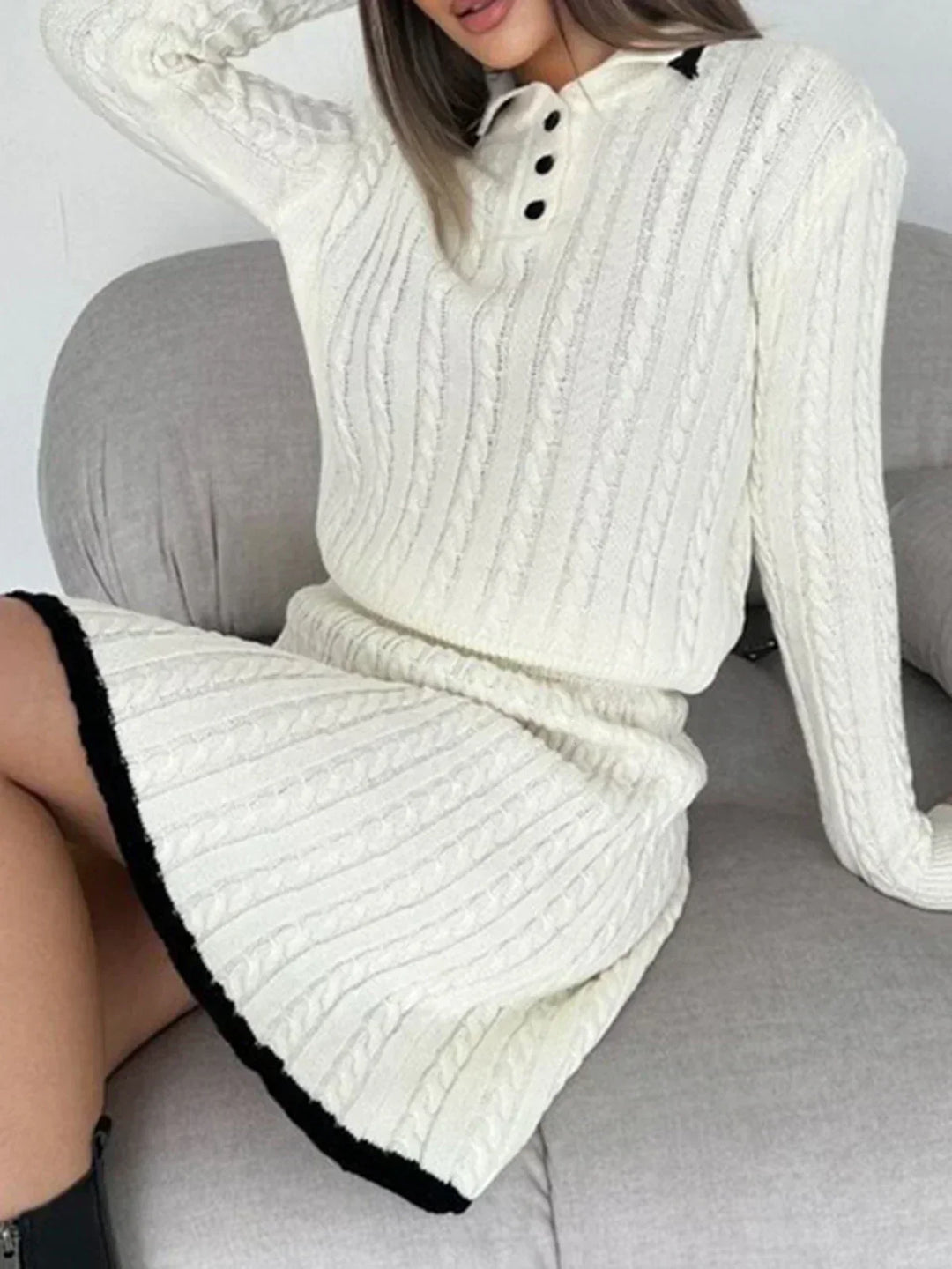 Set fustă cu rever și tricotat în cablu