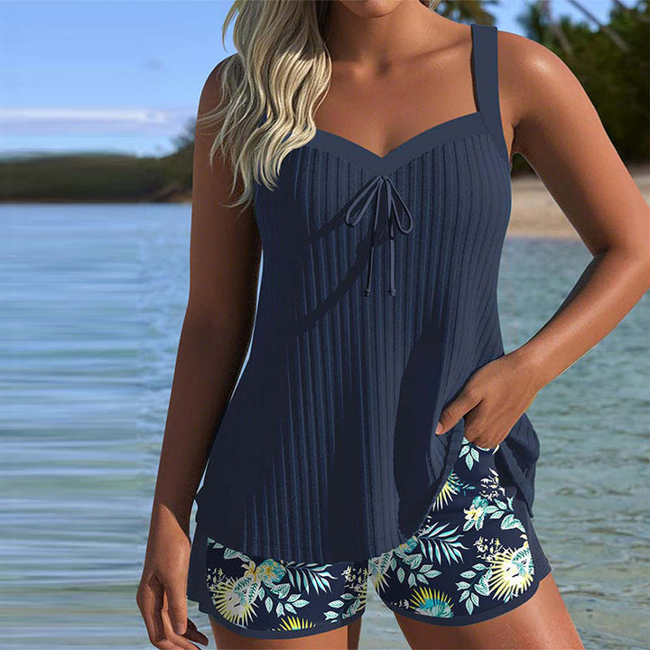 Lana® | Tankini cu dungi și șort de plajă din două piese