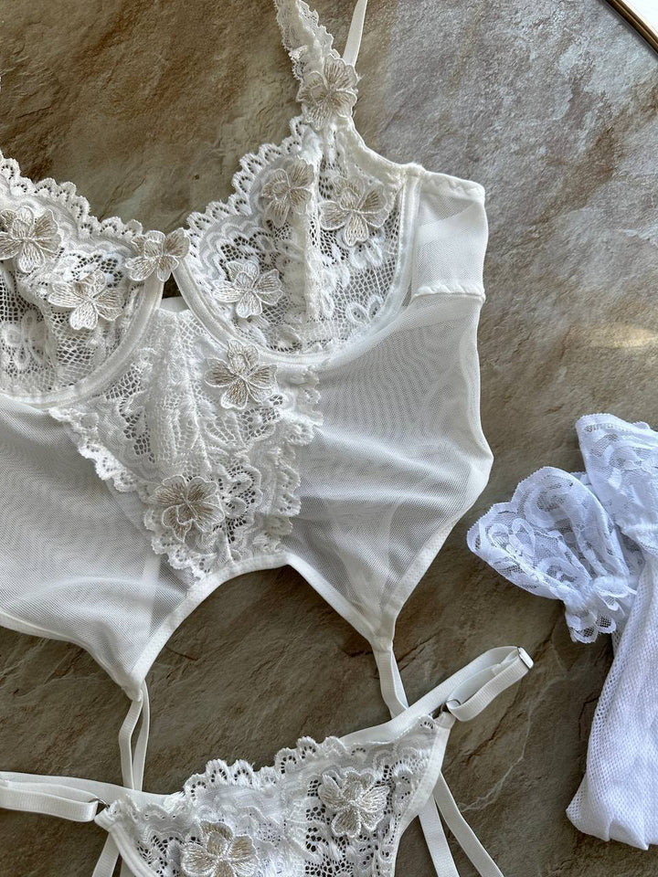 Leyla™ | Set elegant de lenjerie de mireasă