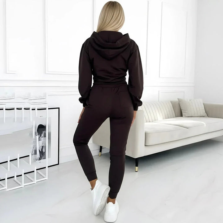 Livia – Set Sport Elegant și Confortabil