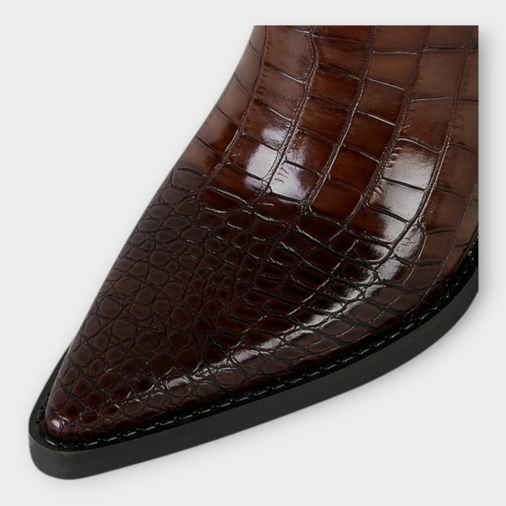 Miryana - Botine cu Model Croco și Toc Elegant