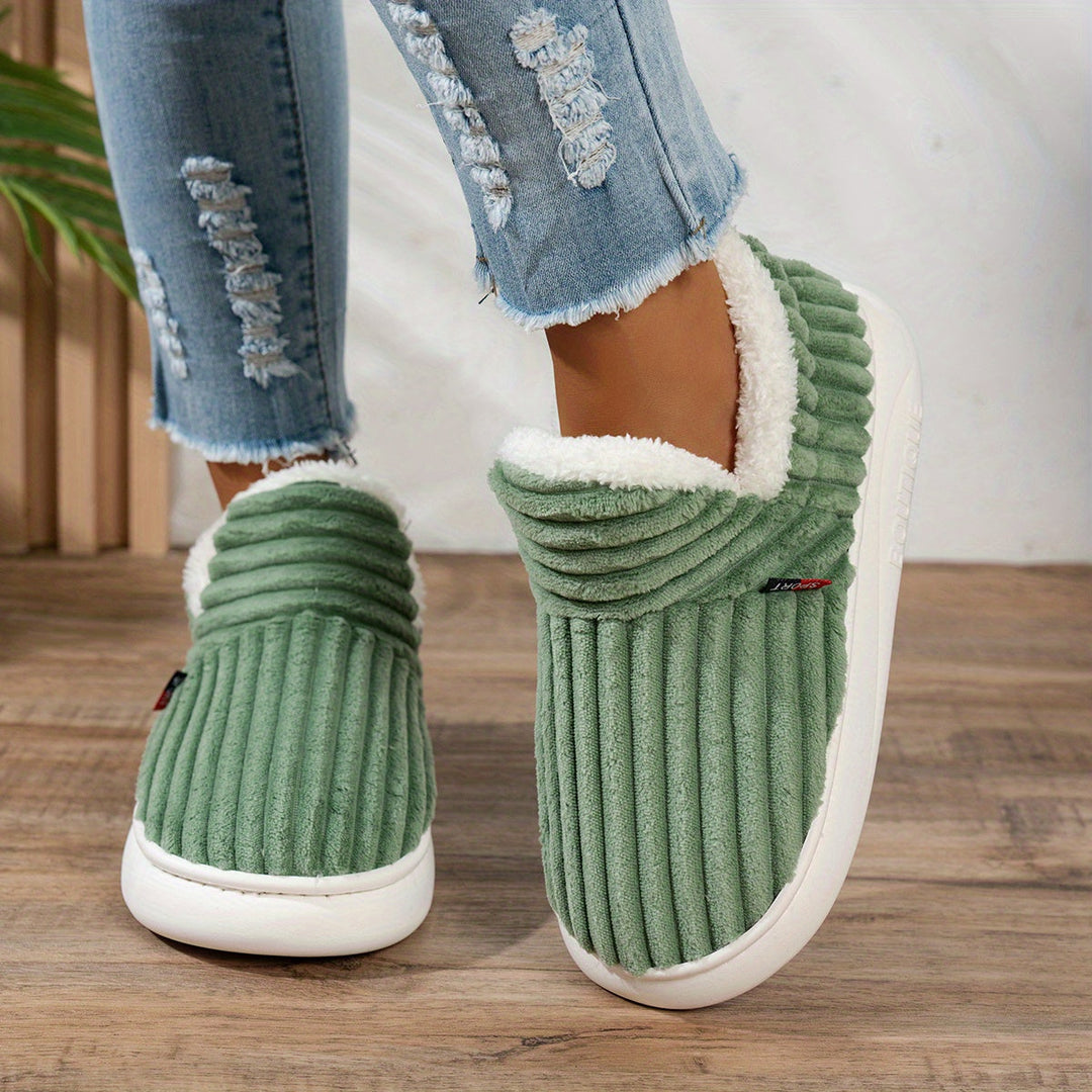 CozyStep – Papuci de casă pufoși