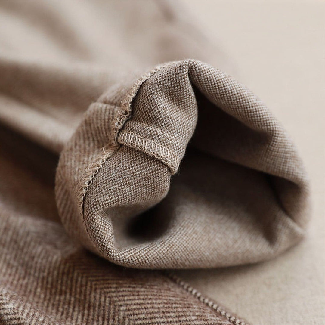 Lea | Pantaloni plisati pentru femei