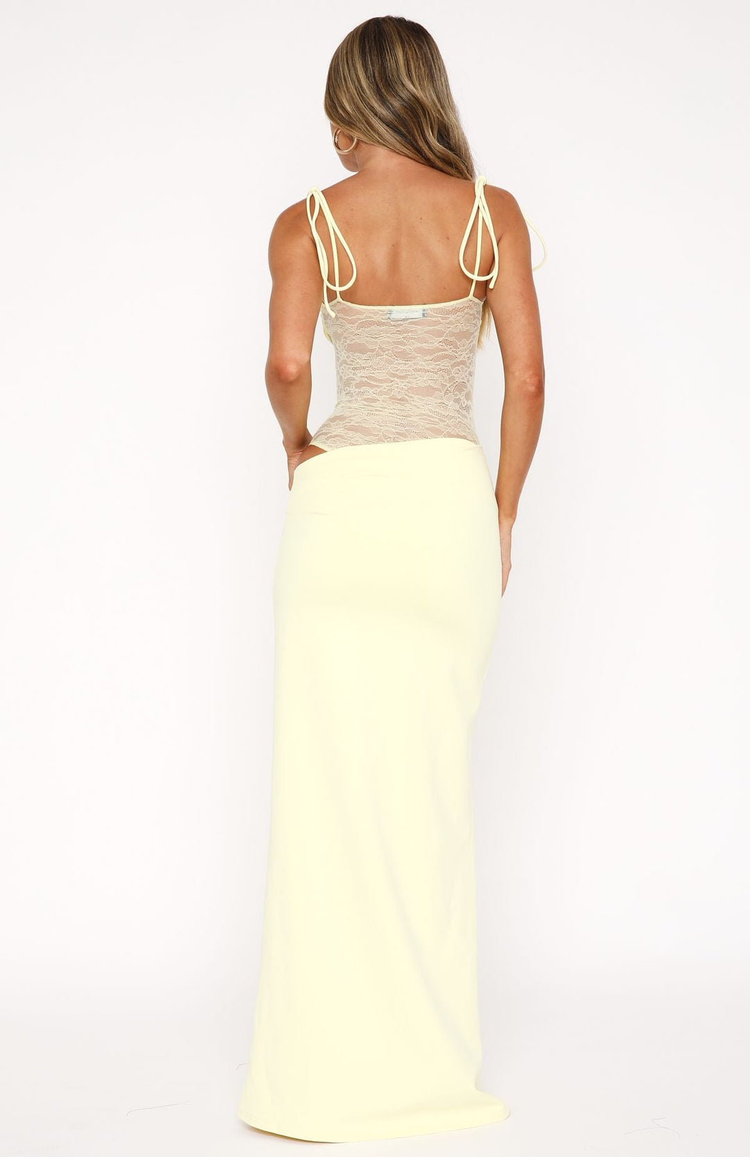 Darla – Rochie Maxie de Damă Elegantă cu Dantelă și Croială Ajustată