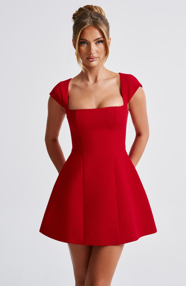 Avenel – Rochie Mini Elegantă de Damă cu Decolteu Pătrat