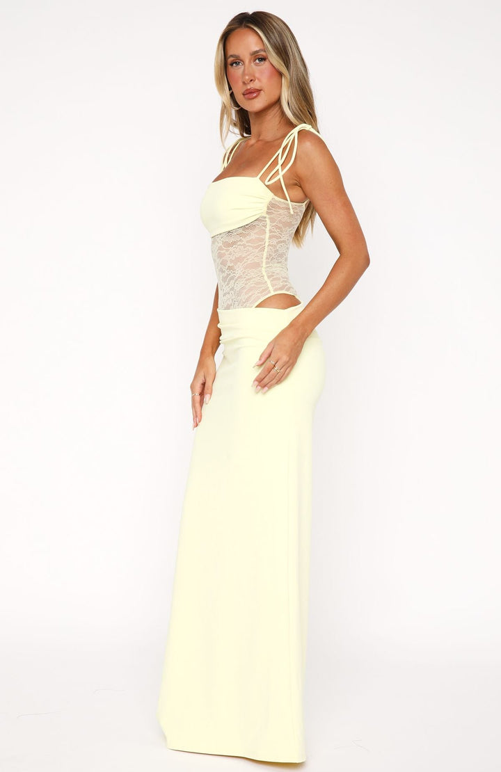 Darla – Rochie Maxie de Damă Elegantă cu Dantelă și Croială Ajustată